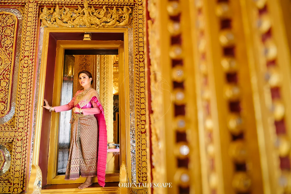 Traditional Thai Dress Photography Tour at Ancient City