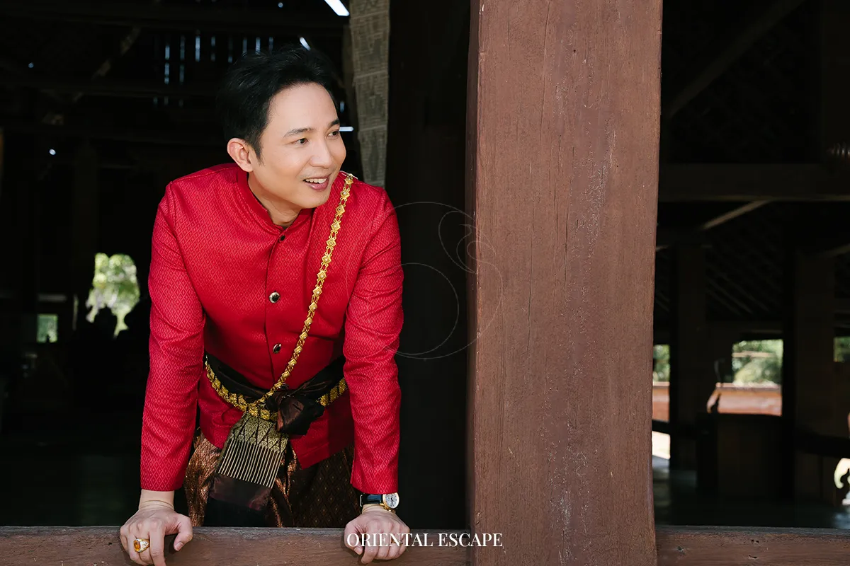 Traditional Thai Dress Photography Tour at Ancient City